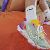 รองเท้า Nike React Vision โดดเด่นด้วยความสดใส